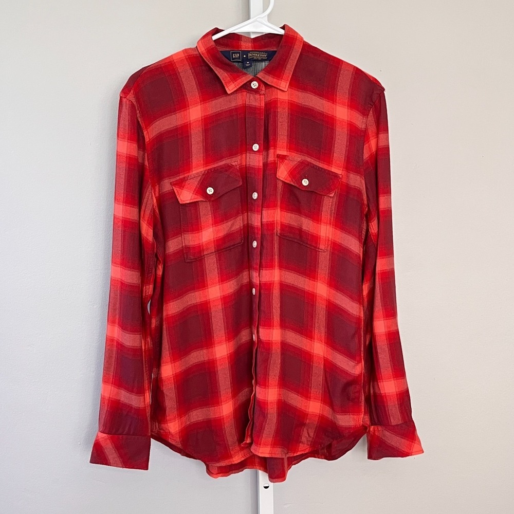 GAP + Pendleton Boyfriend Flannel Button Down Shirt Size M Red/Peach Soft Grunge